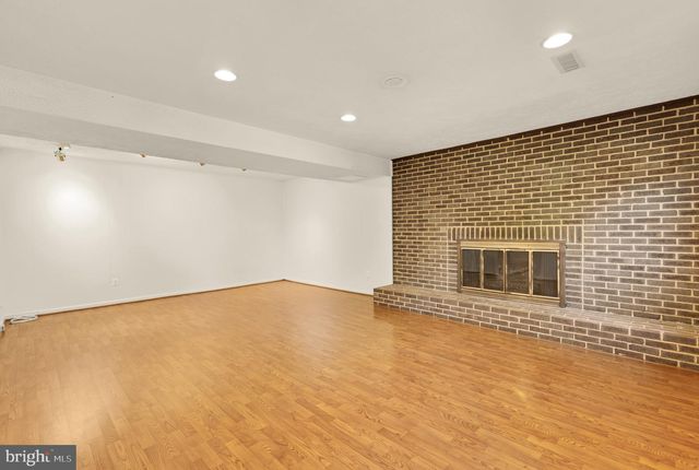 8407 GEORGIAN WAY, Annandale, VA 22003