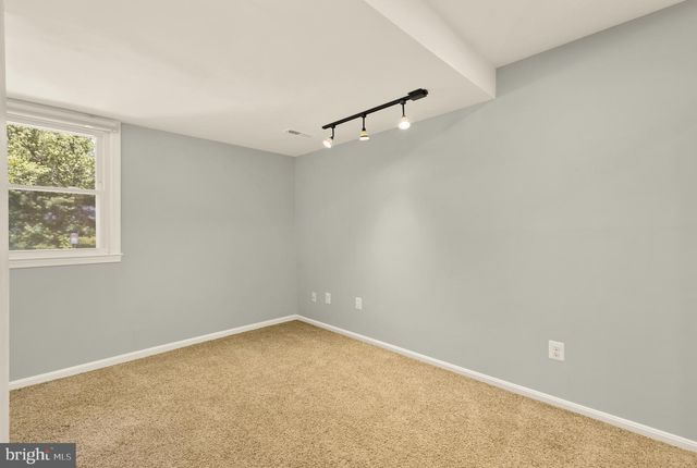 8407 GEORGIAN WAY, Annandale, VA 22003