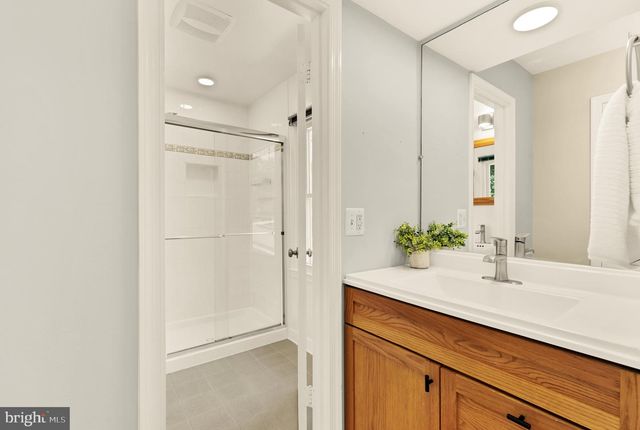 8407 GEORGIAN WAY, Annandale, VA 22003