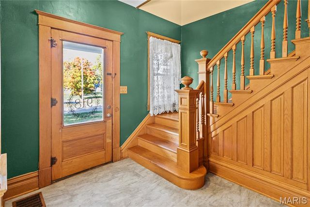 918 5th Street, Carrollton, IL 62016