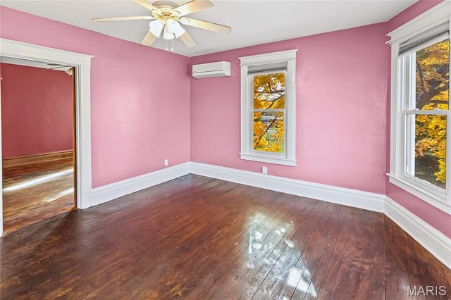 918 5th Street, Carrollton, IL 62016