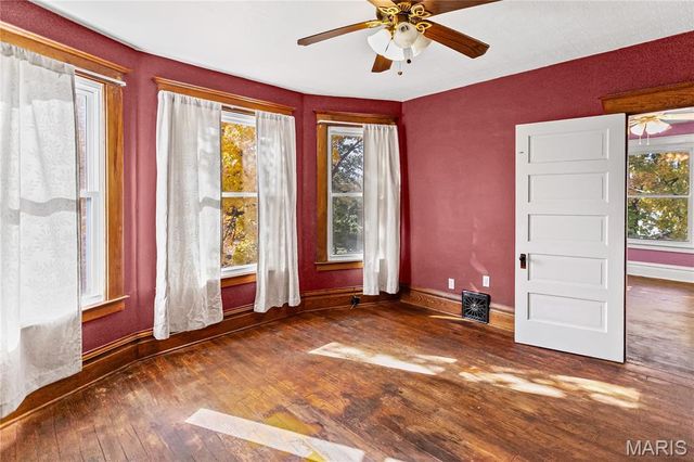 918 5th Street, Carrollton, IL 62016