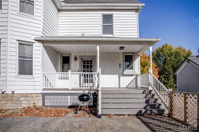 918 5th Street, Carrollton, IL 62016