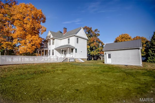 918 5th Street, Carrollton, IL 62016