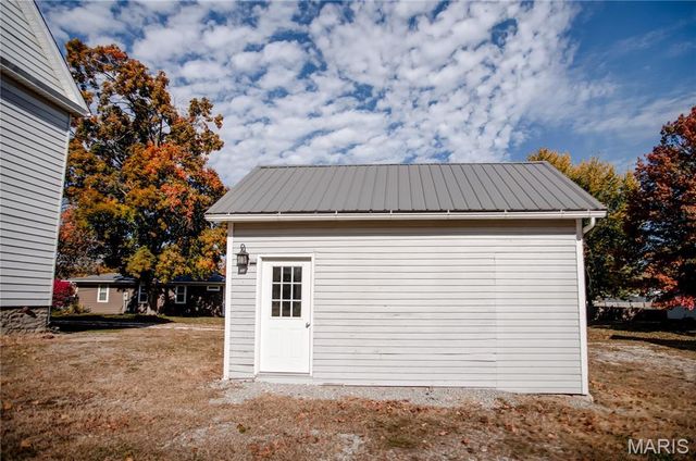 918 5th Street, Carrollton, IL 62016