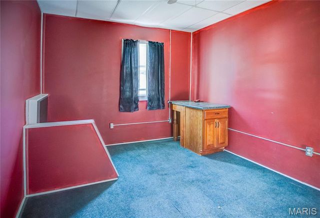 918 5th Street, Carrollton, IL 62016