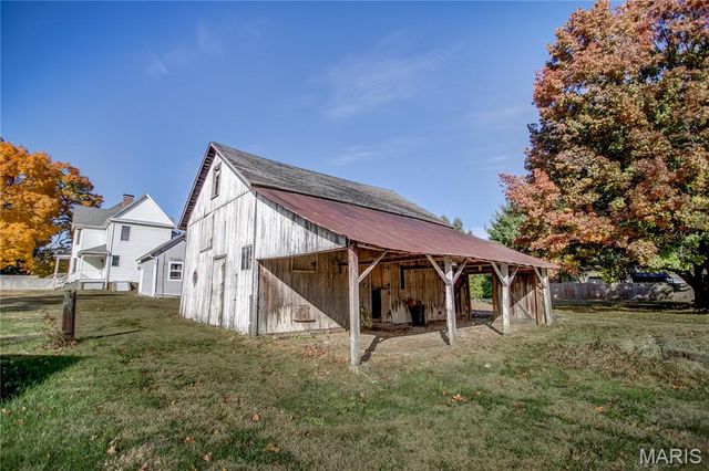 918 5th Street, Carrollton, IL 62016