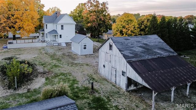 918 5th Street, Carrollton, IL 62016