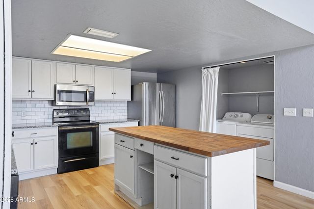 2019 W LEMON TREE Place 1102, Chandler, AZ 85224