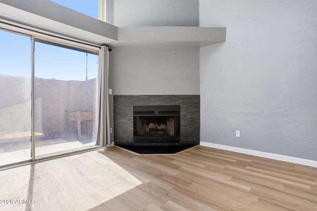 2019 W LEMON TREE Place 1102, Chandler, AZ 85224