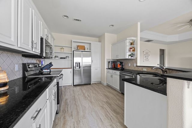 1601 Viney Grove Road, Prairie Grove, AR 72753