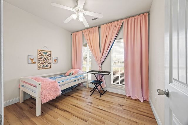 1601 Viney Grove Road, Prairie Grove, AR 72753