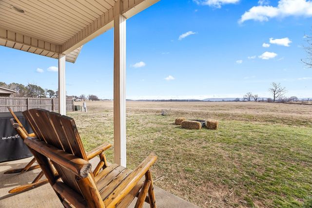 1601 Viney Grove Road, Prairie Grove, AR 72753