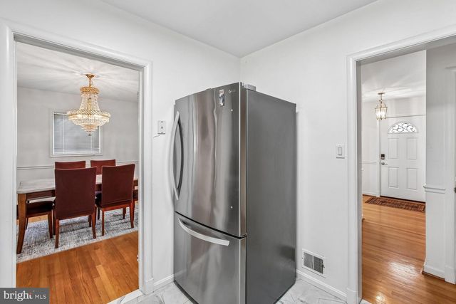 3210 PATRICK HENRY DR, Falls Church, VA 22044