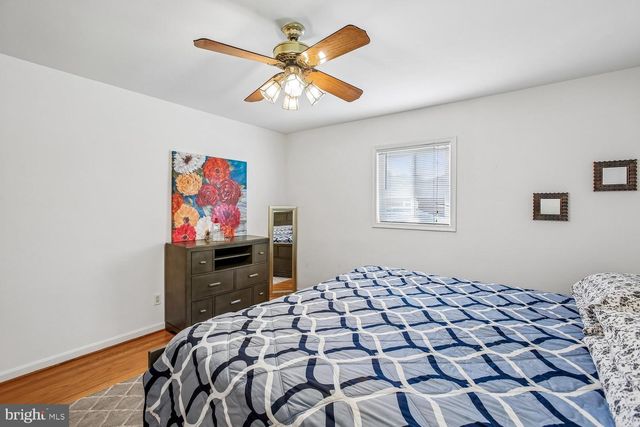 3210 PATRICK HENRY DR, Falls Church, VA 22044