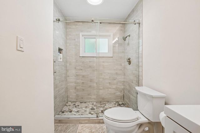 3210 PATRICK HENRY DR, Falls Church, VA 22044