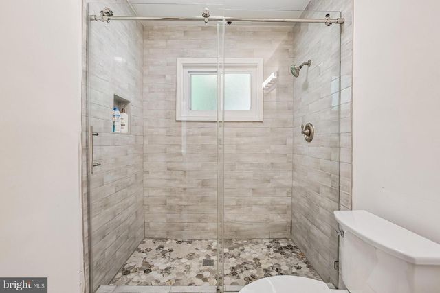3210 PATRICK HENRY DR, Falls Church, VA 22044