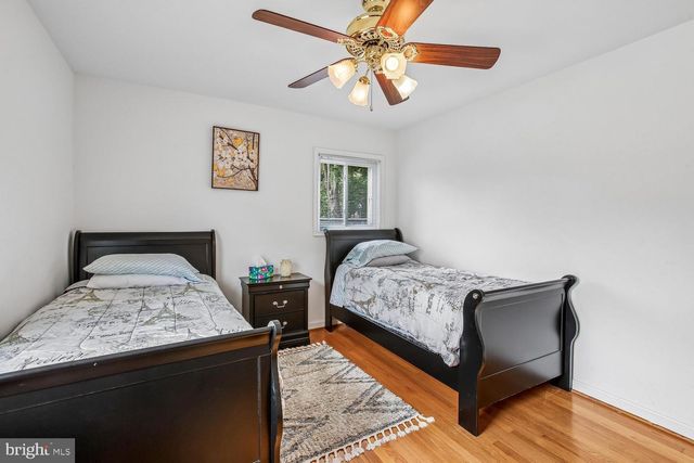 3210 PATRICK HENRY DR, Falls Church, VA 22044
