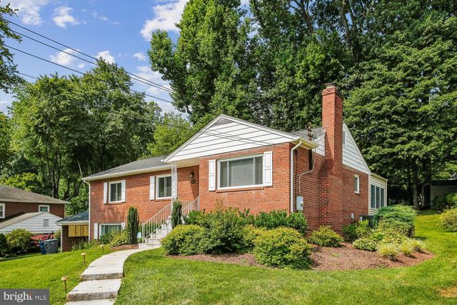 3210 PATRICK HENRY DR, Falls Church, VA 22044