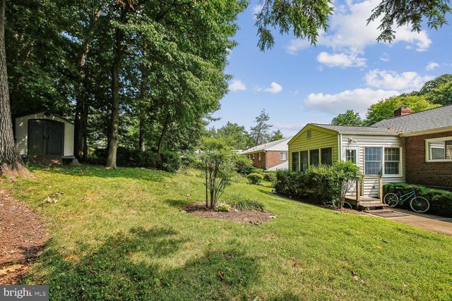 3210 PATRICK HENRY DR, Falls Church, VA 22044
