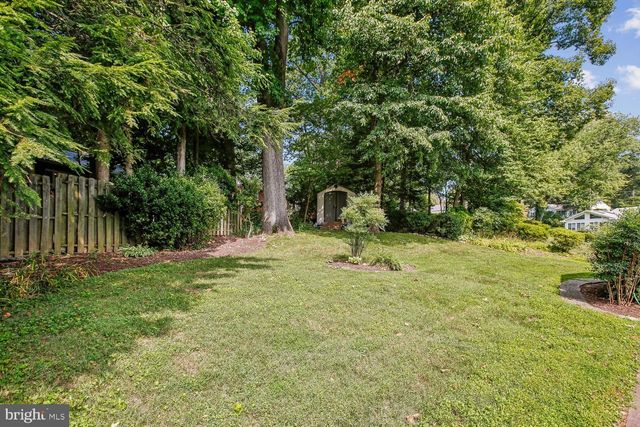 3210 PATRICK HENRY DR, Falls Church, VA 22044