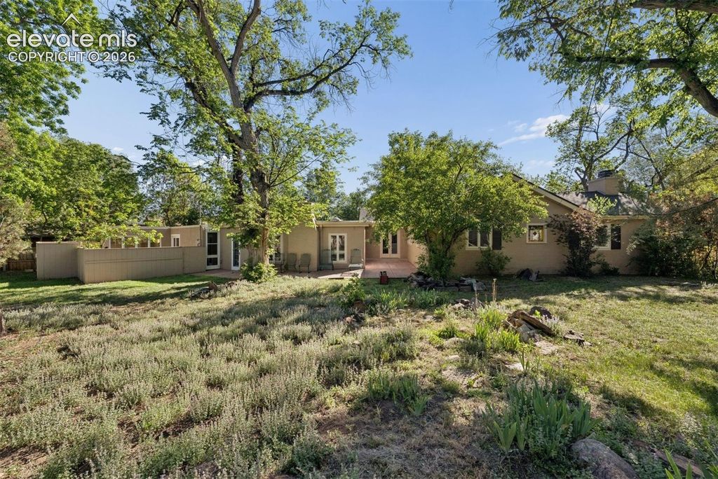 26 Oak Avenue, Colorado Springs, CO 80906 — exterior