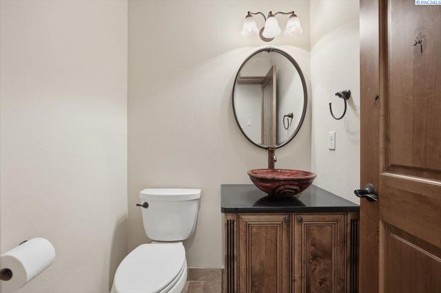 2808 Lapierre Canyon Dr., Kennewick, WA 99338