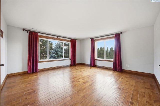 2808 Lapierre Canyon Dr., Kennewick, WA 99338