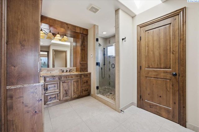 2808 Lapierre Canyon Dr., Kennewick, WA 99338