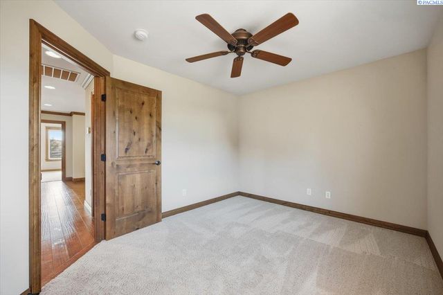 2808 Lapierre Canyon Dr., Kennewick, WA 99338