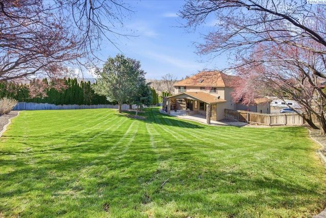 2808 Lapierre Canyon Dr., Kennewick, WA 99338