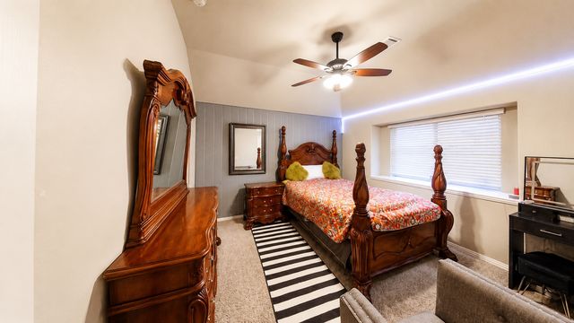 1917 Sunflower Drive, Glenn Heights, TX 75154