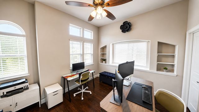 1917 Sunflower Drive, Glenn Heights, TX 75154