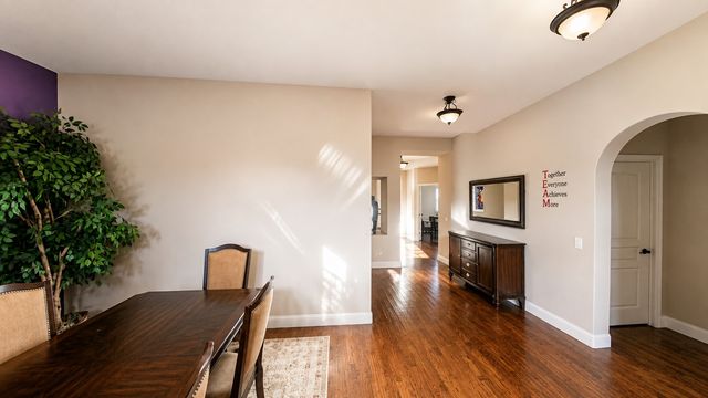 1917 Sunflower Drive, Glenn Heights, TX 75154