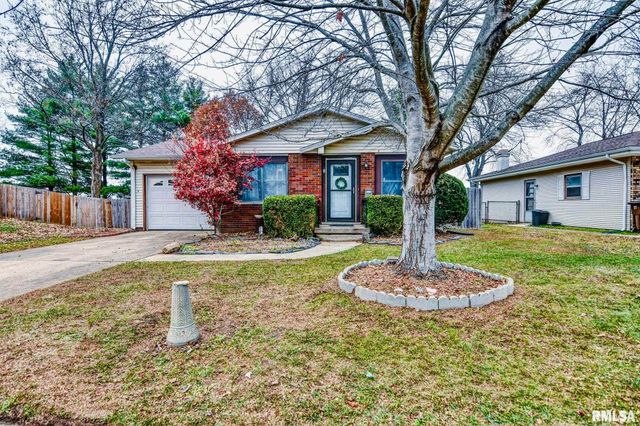 709 E Heights Avenue, Taylorville, IL 62568