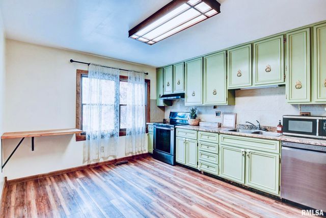 709 E Heights Avenue, Taylorville, IL 62568