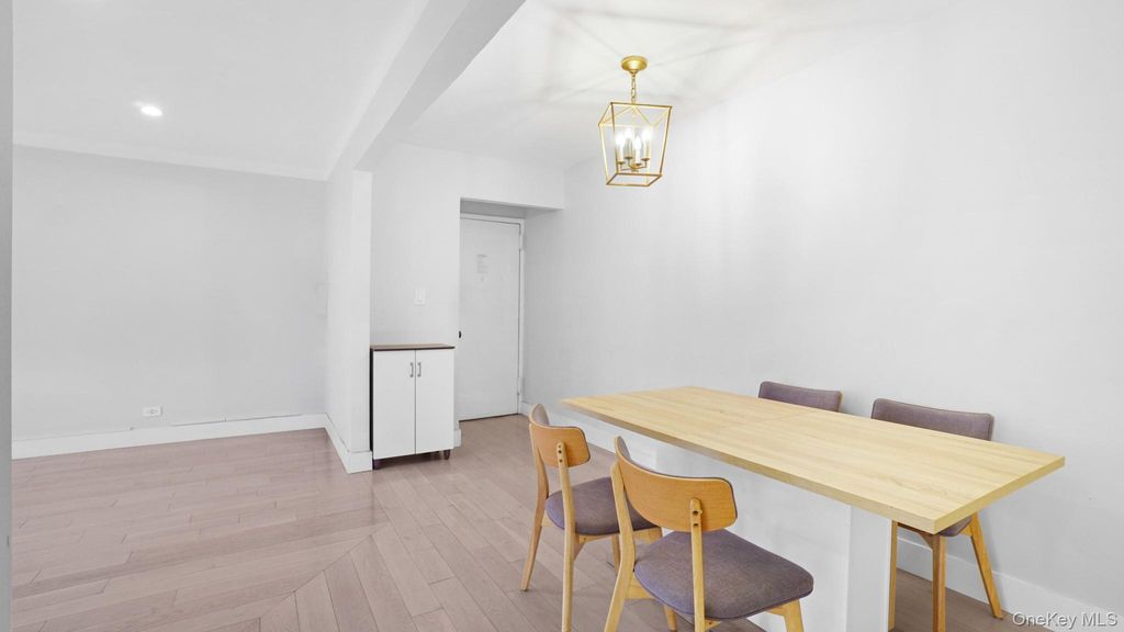 66-15 Wetherole St E4, Rego Park, NY 11374 — photo 4