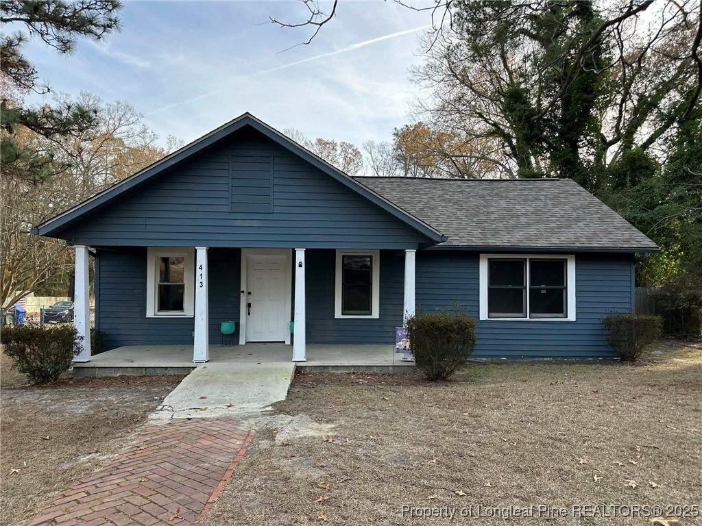 413 Country Club Drive, Fayetteville, NC 28301