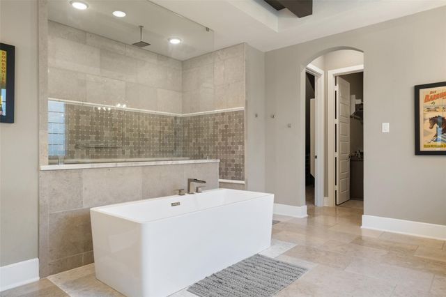 107 Bisset CT, Austin, TX 78738