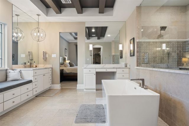 107 Bisset CT, Austin, TX 78738