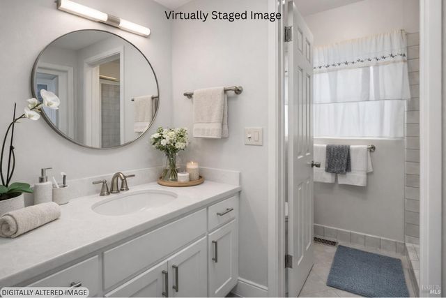 1104 Birch Dr, Petaluma, CA 94952