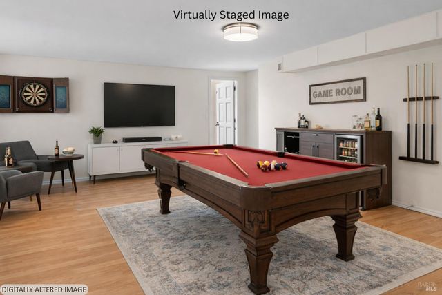 1104 Birch Dr, Petaluma, CA 94952