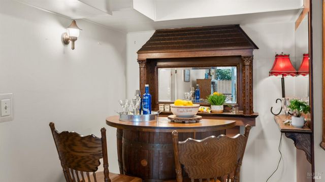 1104 Birch Dr, Petaluma, CA 94952