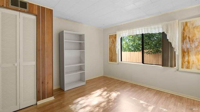 1104 Birch Dr, Petaluma, CA 94952