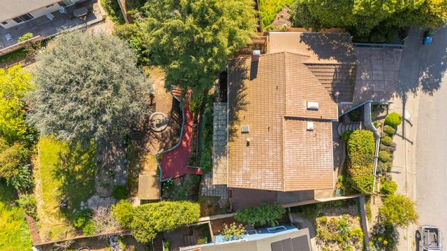 1104 Birch Dr, Petaluma, CA 94952