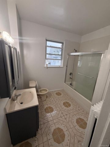 16 Wallace Avenue, Mount Vernon, NY 10552