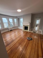 16 Wallace Avenue, Mount Vernon, NY 10552