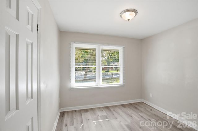1016 Pondella Drive, Charlotte, NC 28213
