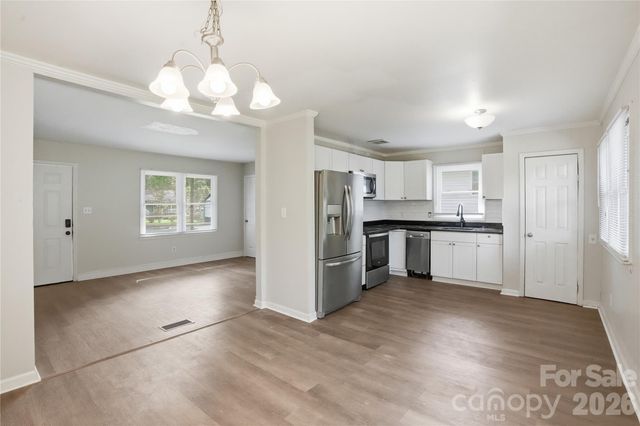 1016 Pondella Drive, Charlotte, NC 28213
