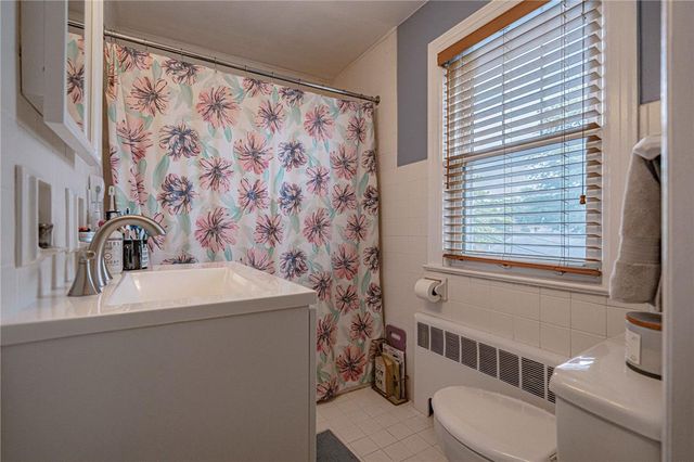 3044 West Greenleaf Street, Allentown City, PA 18104